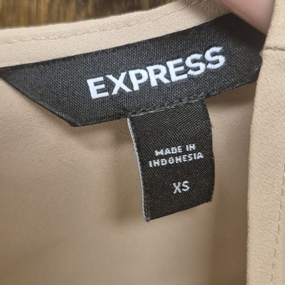 Express Ruffle Sleeve Blouse (Xs) - Picture 4 of 8